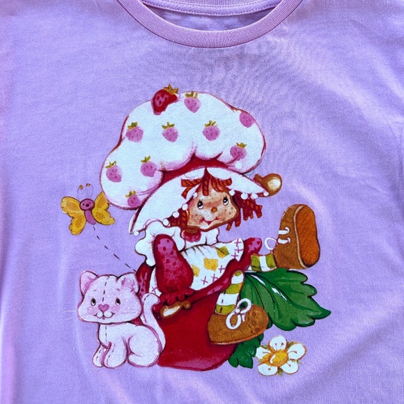 Strawberry Shortcake T Shirt - Picture 3 of 3